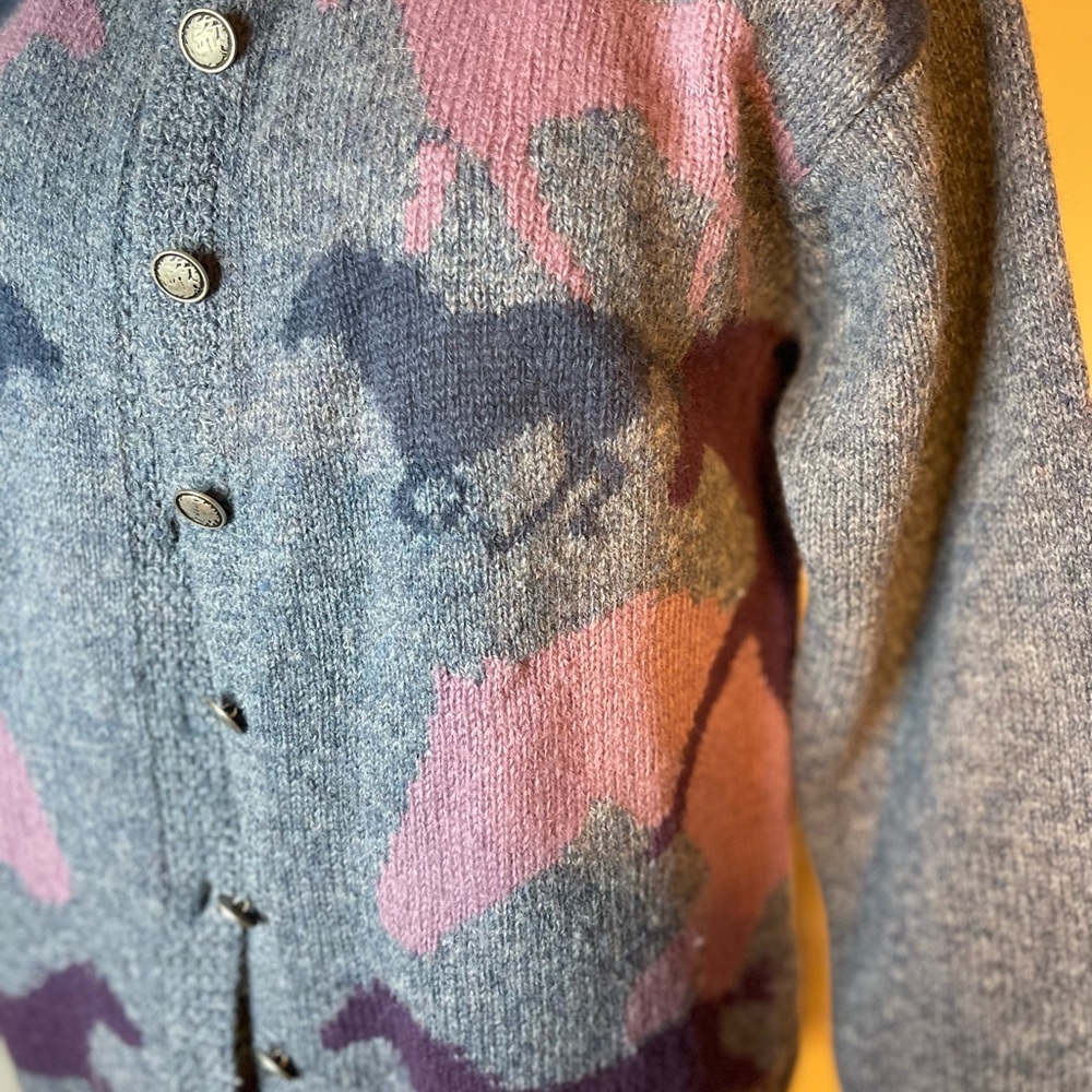 Vintage | Aston Fine Knitwear Horse Cardigan - Picture 3 of 8